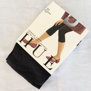 HUE Black Opaque Capri Tights Size 4